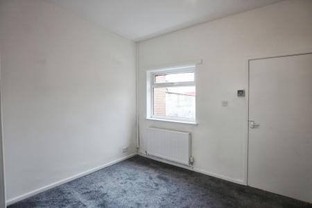 2 bedroom Terraced House to let in Albion Street, St Helens, WA10