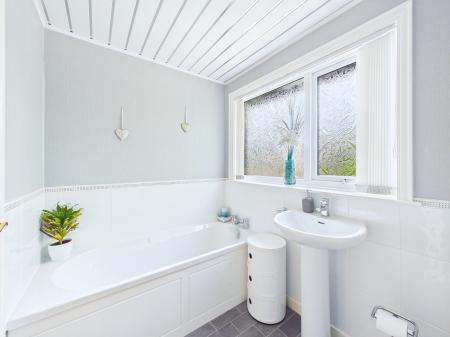3 bedroom Terraced House for sale in Elizabeth Road, St Helens, WA11