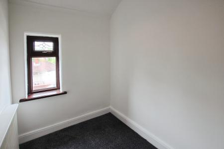 2 bedroom Semi-detached house to let in Clovelly Avenue, Sutton, St Helens, WA9