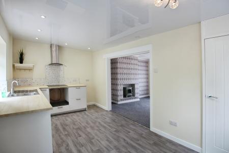 2 bedroom Semi-detached house to let in Clovelly Avenue, Sutton, St Helens, WA9