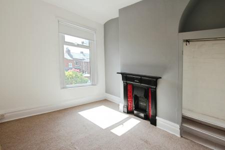 3 bedroom Terraced House to let in Speakman Road, Dentons Green, St Helens, WA10