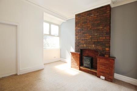 3 bedroom Terraced House to let in Speakman Road, Dentons Green, St Helens, WA10