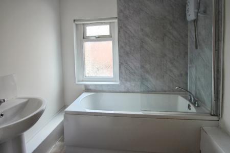 3 bedroom Terraced House to let in Speakman Road, Dentons Green, St Helens, WA10
