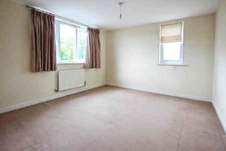 2 bedroom Flat to let in Mount Pleasant Avenue, St Helens, WA9