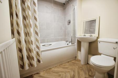 2 bedroom Flat to let in Mount Pleasant Avenue, St Helens, WA9