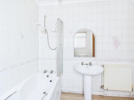 3 bedroom Terraced House for sale in Borough Road, St Helens Central, St Helens, WA10