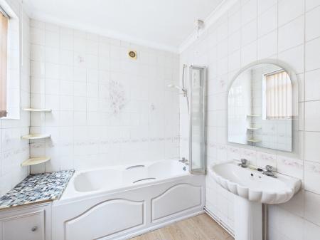 3 bedroom Terraced House for sale in Borough Road, St Helens Central, St Helens, WA10