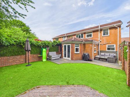 4 bedroom Semi-detached house for sale in Magnolia Close, Haydock, WA11