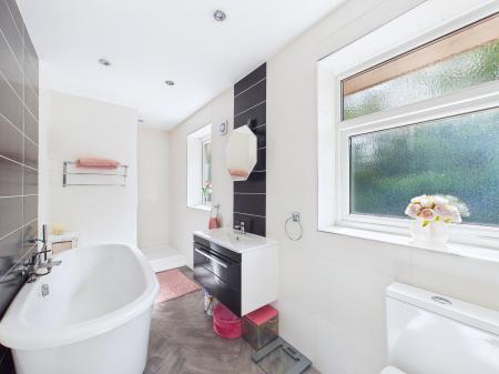 4 bedroom Semi-detached house for sale in Magnolia Close, Haydock, WA11