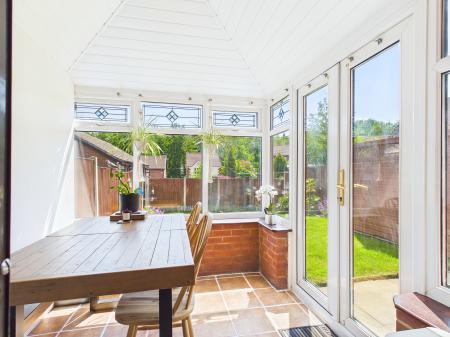 2 bedroom Semi-detached house for sale in The Shires, The Shires, St Helens, WA10