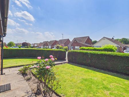 2 bedroom Semi-detached bungalow for sale in Scarisbrick Road, Rainford, St Helens, WA11