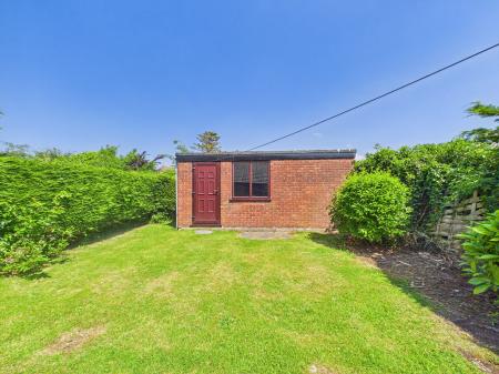 2 bedroom Semi-detached bungalow for sale in Scarisbrick Road, Rainford, St Helens, WA11