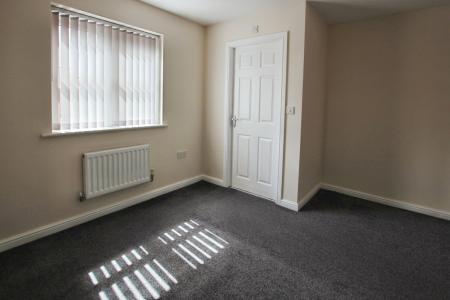 3 bedroom Town house to let in Waymark Gardens, Sutton Manor, St Helens, WA9