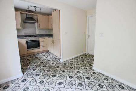 3 bedroom Town house to let in Waymark Gardens, Sutton Manor, St Helens, WA9