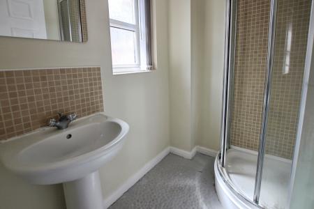 3 bedroom Town house to let in Waymark Gardens, Sutton Manor, St Helens, WA9