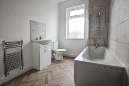 2 bedroom Terraced House to let in Brynn Street,, St Helens, WA10