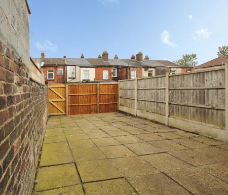 2 bedroom Terraced House to let in Brynn Street,, St Helens, WA10