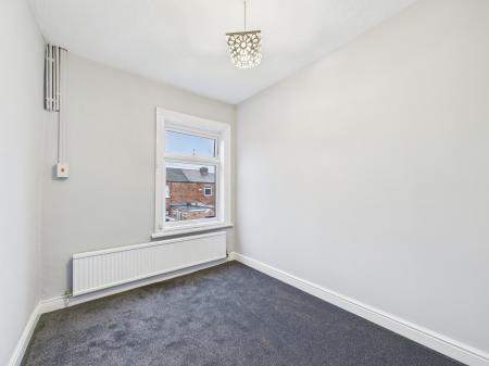 2 bedroom Terraced House to let in French Street, Toll Bar, St Helens, WA10