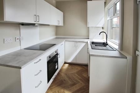 2 bedroom Terraced House to let in French Street, Toll Bar, St Helens, WA10