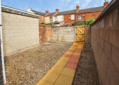 2 bedroom Terraced House to let in French Street, Toll Bar, St Helens, WA10