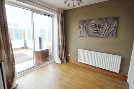 3 bedroom Semi-detached house to let in Manorwood Drive, Whiston, L35