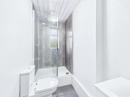 2 bedroom Terraced House for sale in Chadwick Road, Haresfinch, St Helens, WA11
