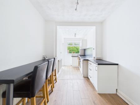 2 bedroom Terraced House for sale in Chadwick Road, Haresfinch, St Helens, WA11