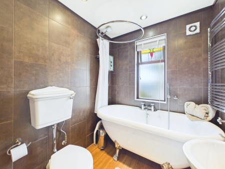 3 bedroom Semi-detached house for sale in Freckleton Road, Eccleston Hill, St Helens, WA10
