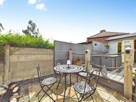3 bedroom Semi-detached house for sale in Freckleton Road, Eccleston Hill, St Helens, WA10