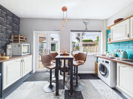 3 bedroom Semi-detached house for sale in Freckleton Road, Eccleston Hill, St Helens, WA10