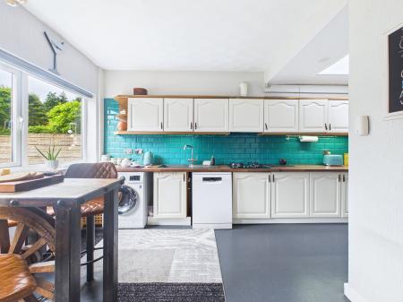 3 bedroom Semi-detached house for sale in Freckleton Road, Eccleston Hill, St Helens, WA10