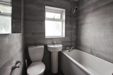 2 bedroom Terraced House to let in Gleave Street, St Helens, WA10