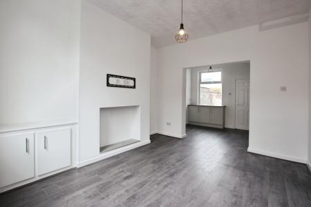 2 bedroom Terraced House to let in Gleave Street, St Helens, WA10