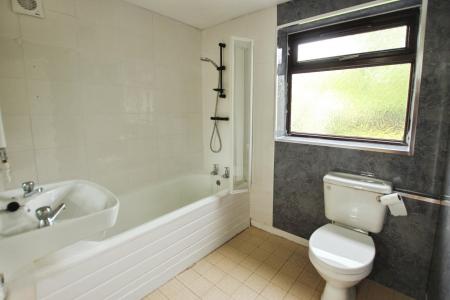 3 bedroom Semi-detached house to let in Bassenthwaite Avenue, Moss Bank, St Helens, WA11