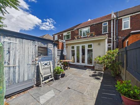 2 bedroom Terraced House for sale in Vista Road, Newton-le-Willows, WA12