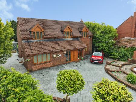 5 bedroom Detached house for sale in Avery Road, Haydock, St Helens, WA11