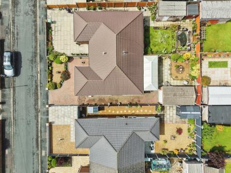 2 bedroom Bungalow for sale in Hyacinth Close, Haydock, WA11