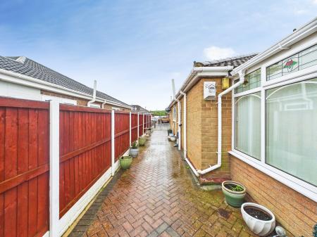 2 bedroom Bungalow for sale in Hyacinth Close, Haydock, WA11