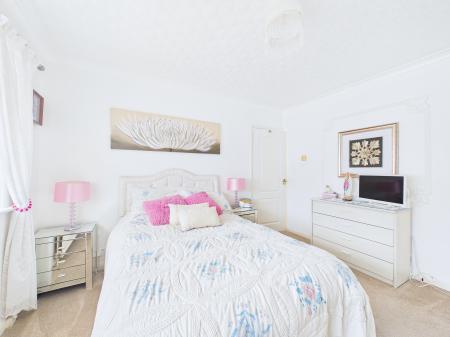 2 bedroom Bungalow for sale in Hyacinth Close, Haydock, WA11