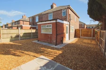 3 bedroom Semi-detached house to let in Beresford street, Thatto Heath, St Helens, WA9