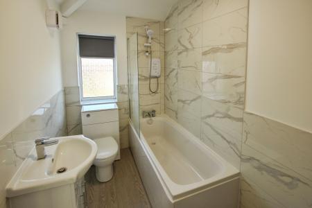 3 bedroom Semi-detached house to let in Beresford street, Thatto Heath, St Helens, WA9
