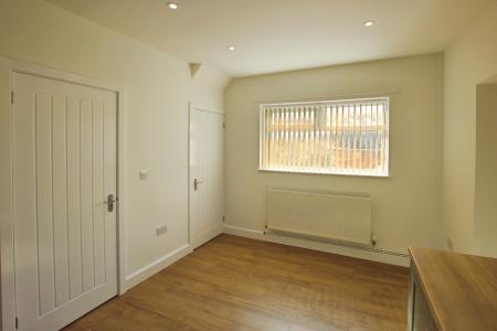 3 bedroom Semi-detached house to let in Beresford street, Thatto Heath, St Helens, WA9