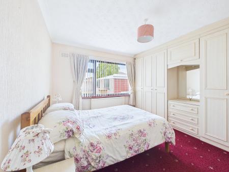 2 bedroom Bungalow for sale in Hyacinth Close, Haydock, WA11