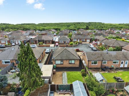 2 bedroom Bungalow for sale in Hyacinth Close, Haydock, WA11