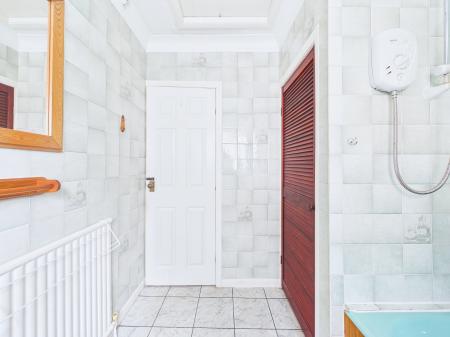 2 bedroom Bungalow for sale in Hyacinth Close, Haydock, WA11