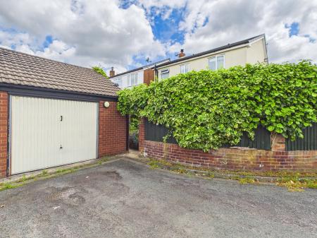3 bedroom Detached house for sale in Wells Avenue, Billinge, Billinge, WN5