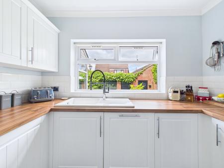 3 bedroom Detached house for sale in Wells Avenue, Billinge, Billinge, WN5