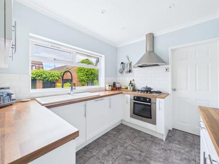 3 bedroom Detached house for sale in Wells Avenue, Billinge, Billinge, WN5