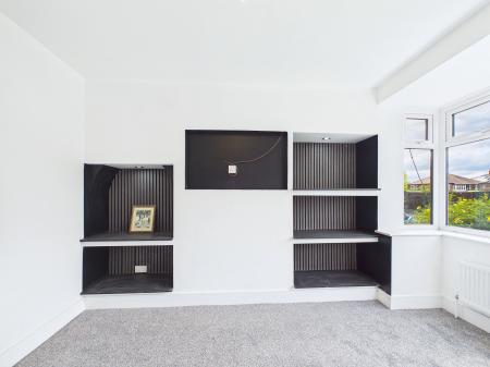 4 bedroom Semi-detached house for sale in St Georges Avenue, Windle, St Helens, WA10