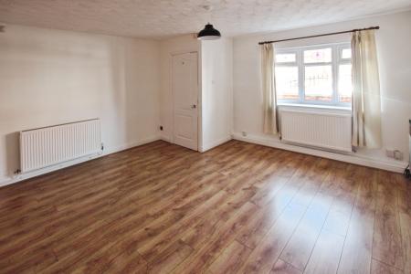 3 bedroom Semi-detached house to let in Ramford Street, Peasley Cross, St Helens, WA9
